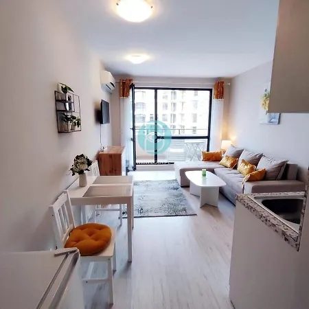 Apartment U Dacha - Premium Sunny Beach