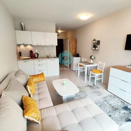 U Dacha - Premium Apartment