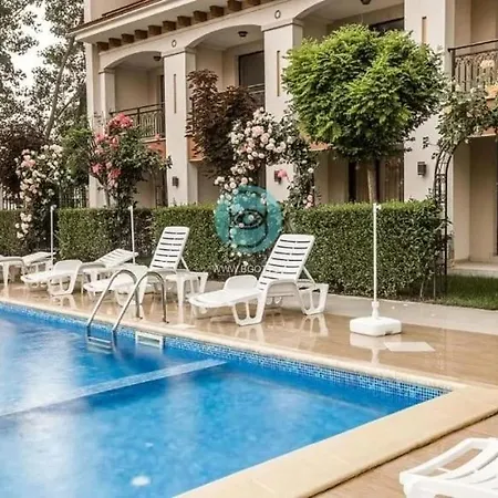 U Dacha - Premium Lägenhet Slăntjev Brjag