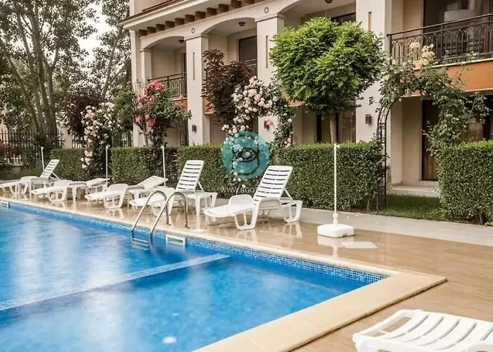 U Dacha - Premium 公寓 阳光海滩